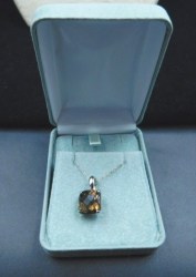 silver chain smoky pendant good a